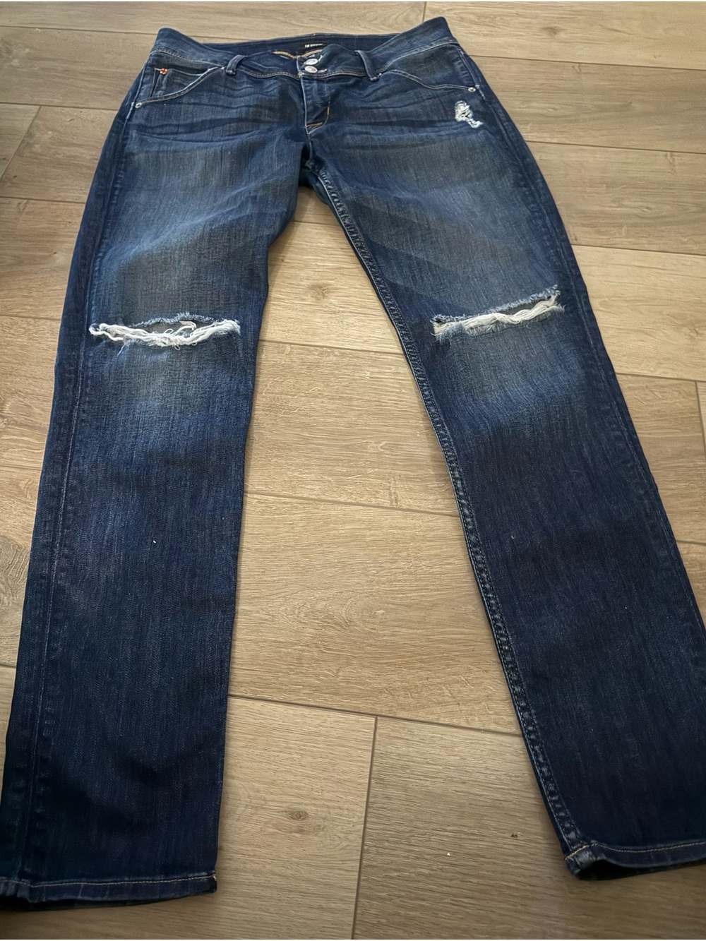 Hudson Jeans Women's Distressed  Dark Blue Straight Ripped Jeans Size 30